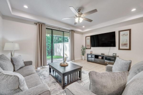 7 Mi to Disney Davenport Townhome with Patio and Pool